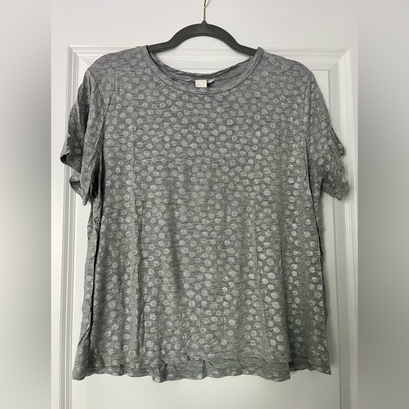 H&M Tops - H&M Gray and Silver Shirt (L) 👚